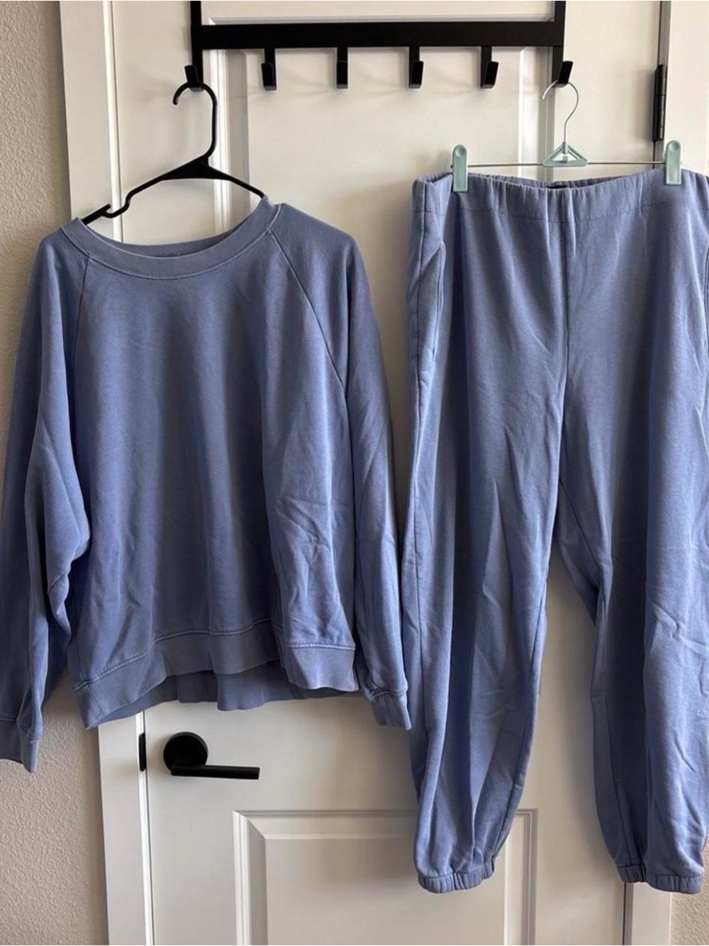 GAP Lavender Crewneck Pajama Set - Women's Two-Piece Lounge Set